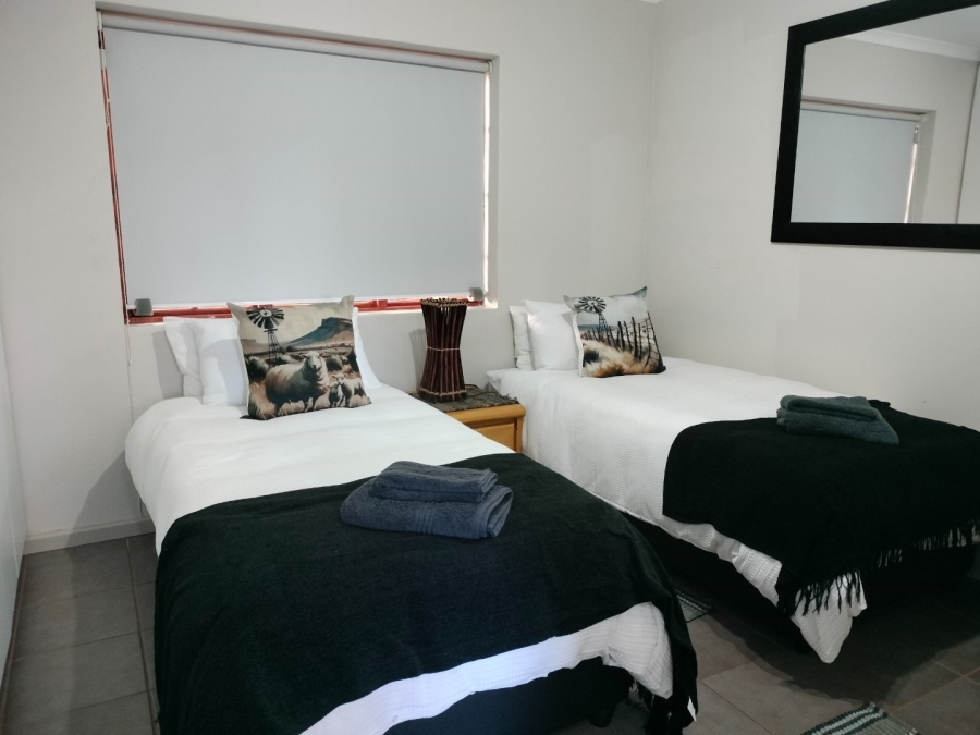 4 Bedroom Property for Sale in Fraaiuitsig Western Cape